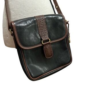 Vintage BRAHMIN Croc Brown + black leather crossbody bag.